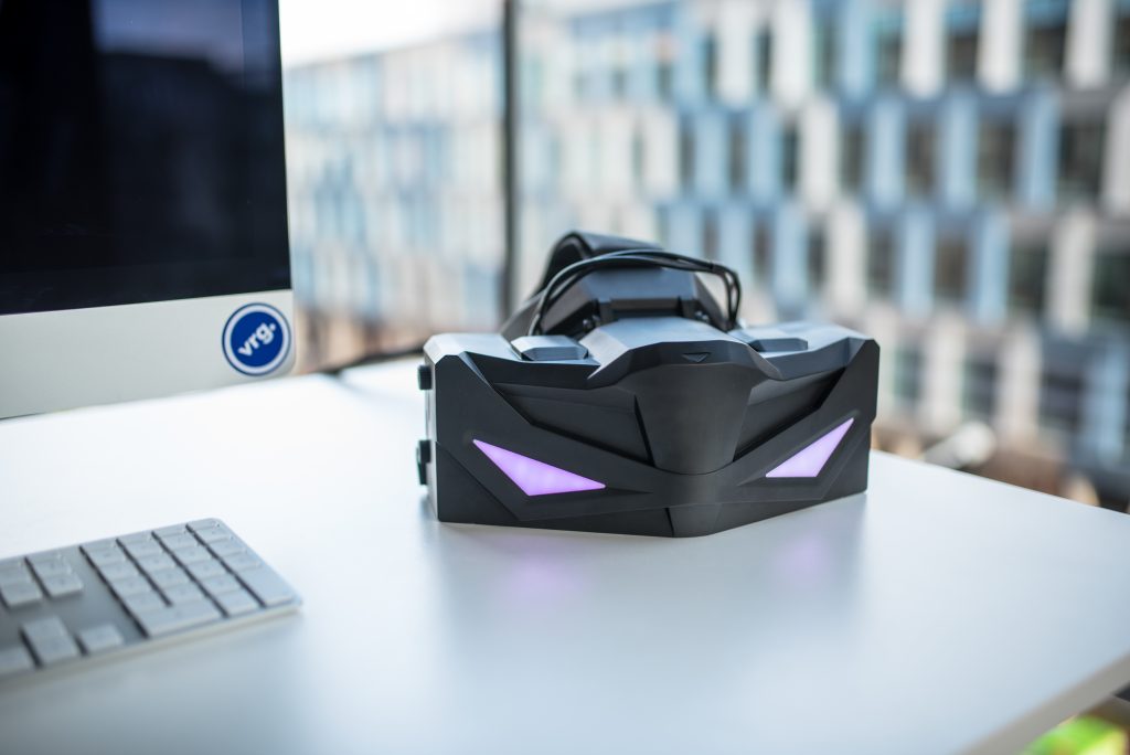 VRgineers and Leap Motion to Develop the First Professional Virtual Reality Headset with Integrated Hand Tracking VRHero 5K Plus VRgineers virtual reality headset