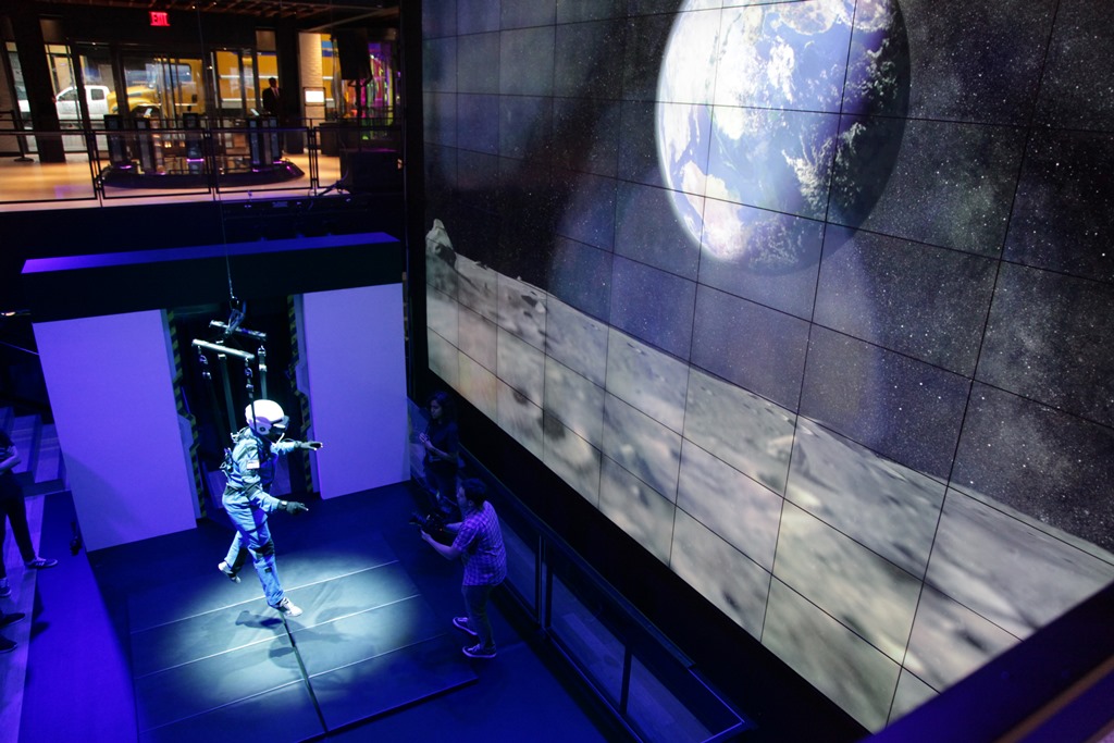 A Moon for All Mankind Samsung and NASA Virtual Reality Experience