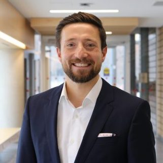 Training for the Future: AR Marketing Course at Brock University in Canada Joachim Scholz AR marketing professor Brock University