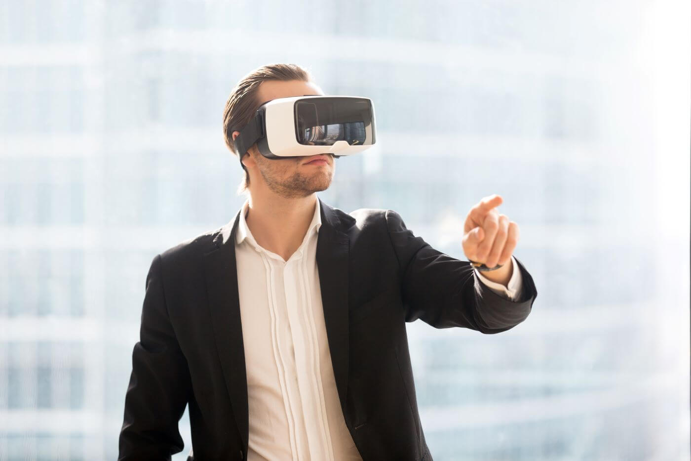 Stepping Up Communication and Collaboration Virtual Reality